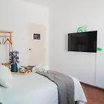 Miraflores Private Rooms - Guest House - Cocina Compartida - Terraza